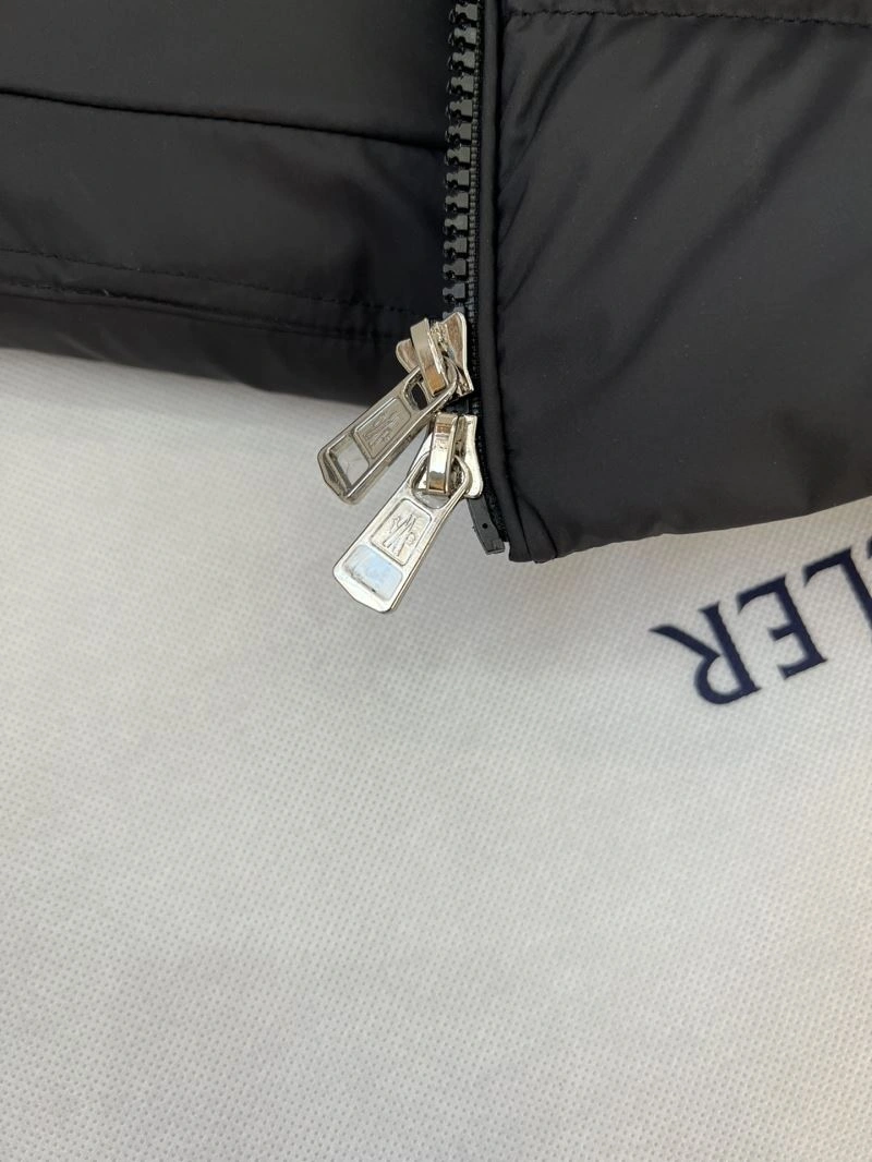 Moncler Down Jackets ModernLook 145291