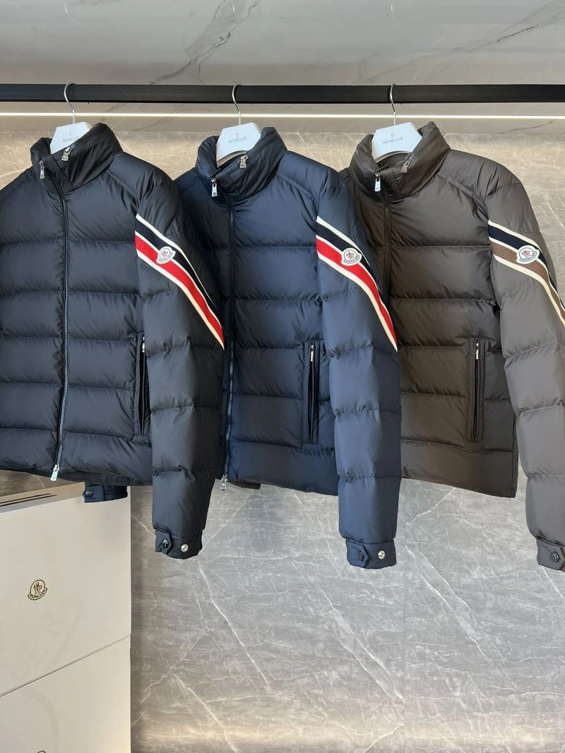 Moncler Down Jackets EasyMatch 145286