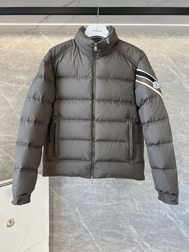Moncler Down Jackets EasyMatch 145286