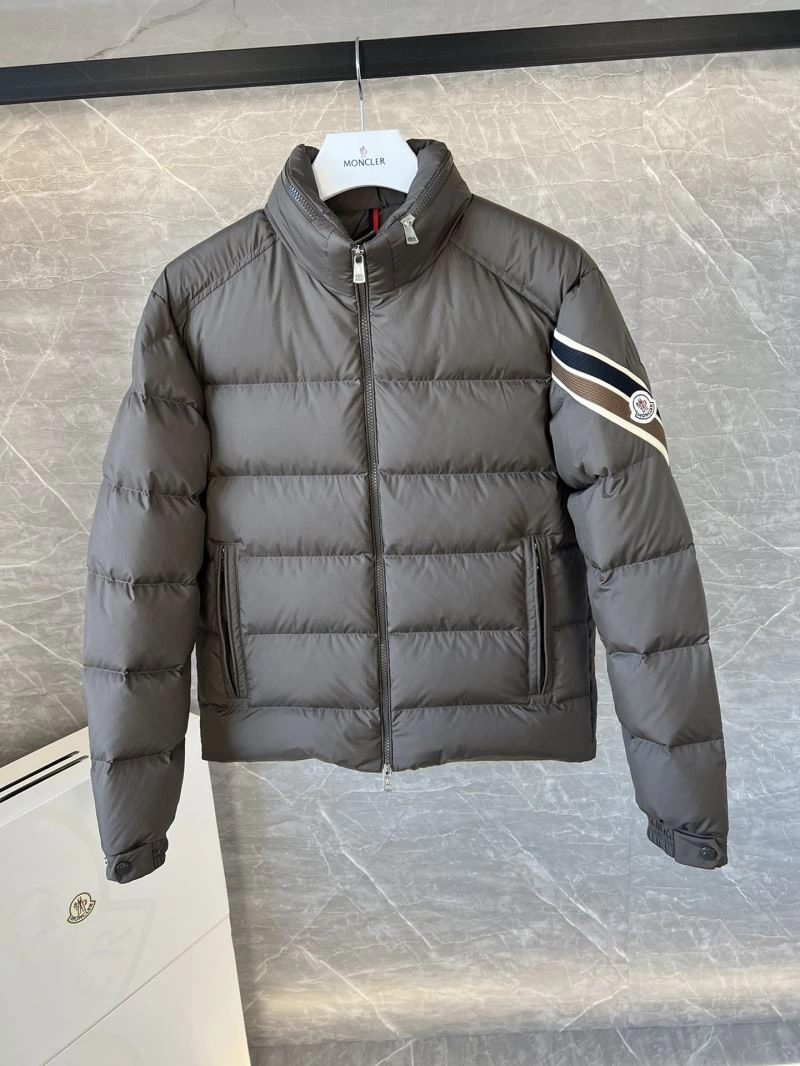 Moncler Down Jackets EasyMatch 145286