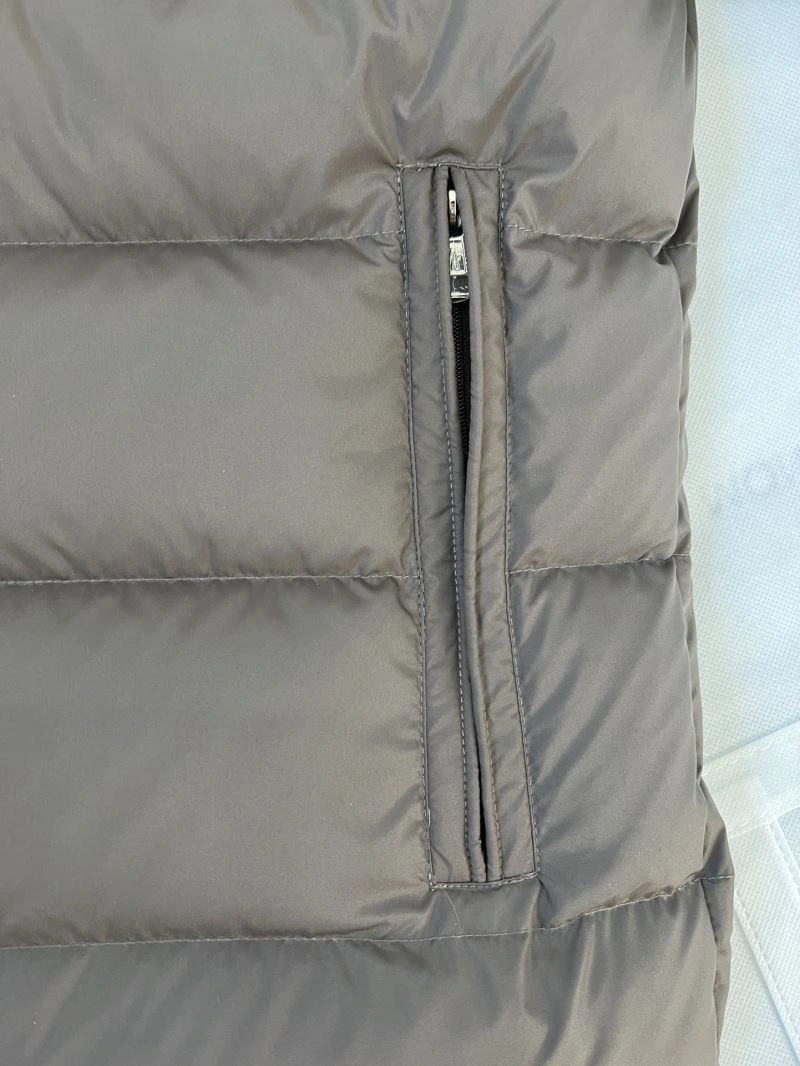 FashionForward Moncler Down Jackets 145268