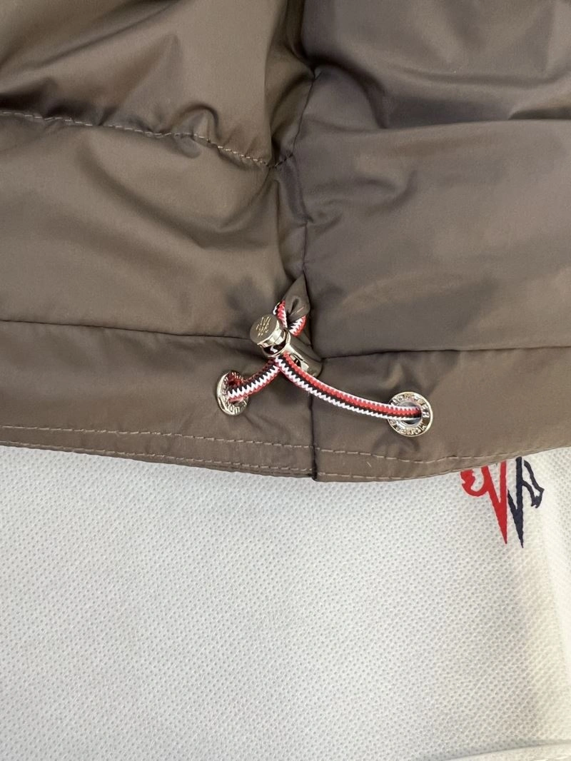 FashionForward Moncler Down Jackets 145268