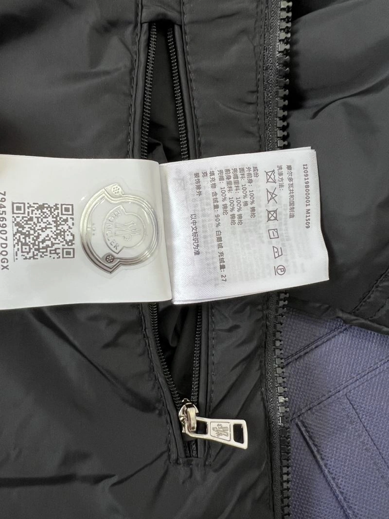 MoistureWicking Moncler Down Jackets 145265