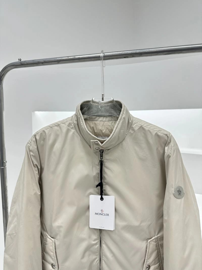 Sporty Moncler Down Jackets 145258