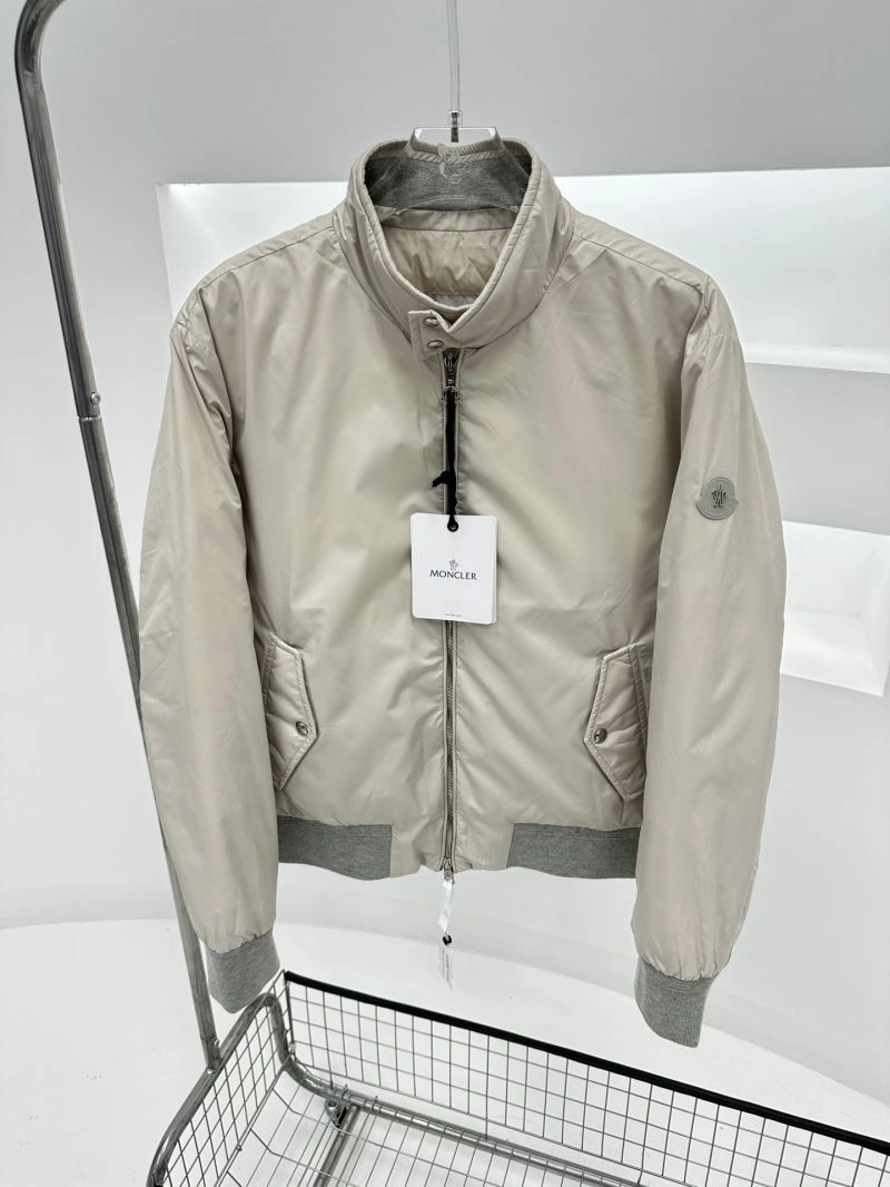 Sporty Moncler Down Jackets 145258