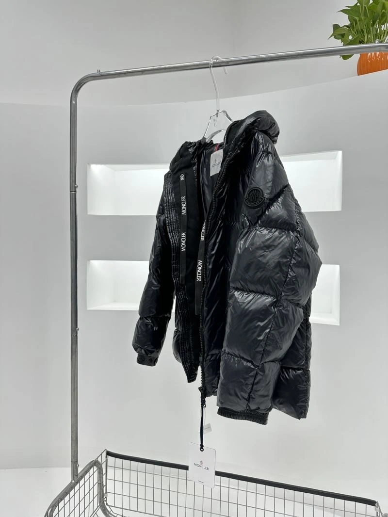 Sleek Moncler Down Jackets 145240