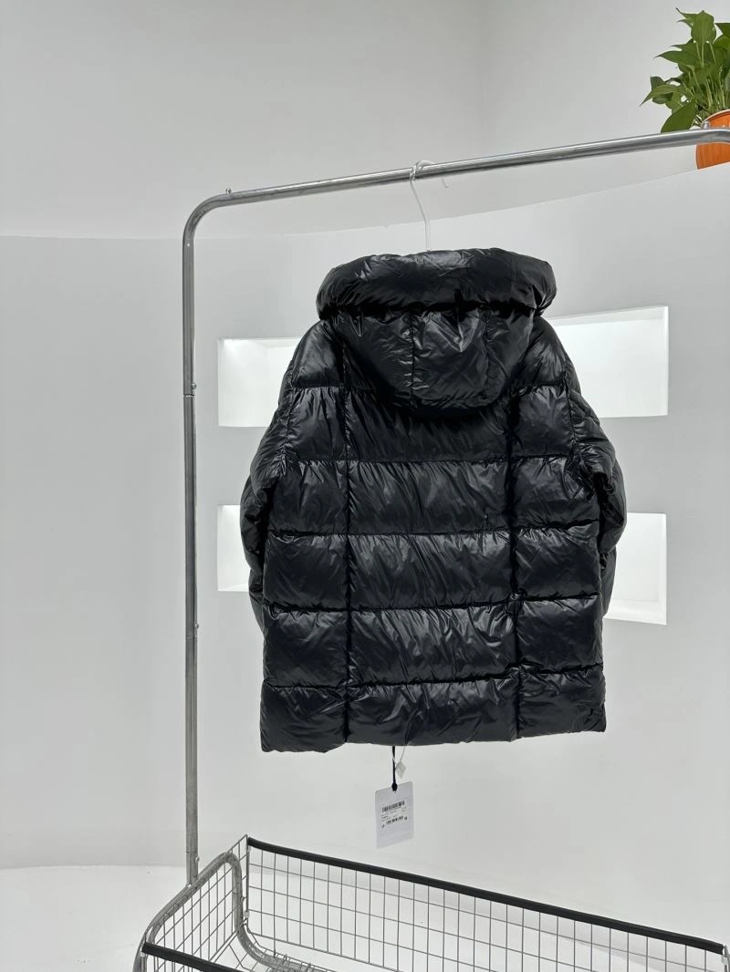 Sleek Moncler Down Jackets 145240