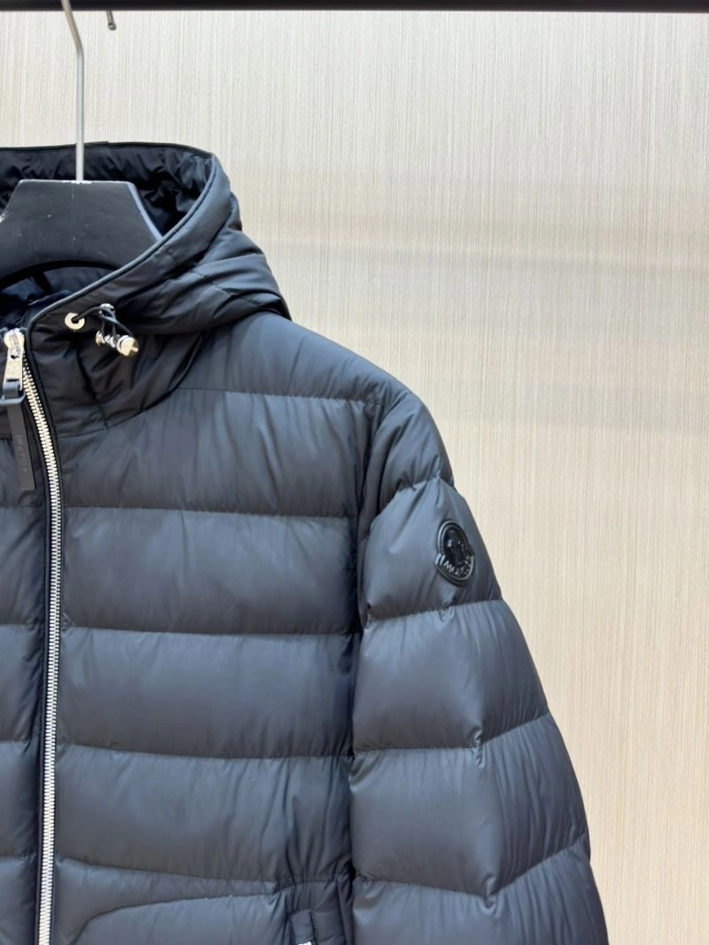 Moncler Down Jackets WaterResistant 145249