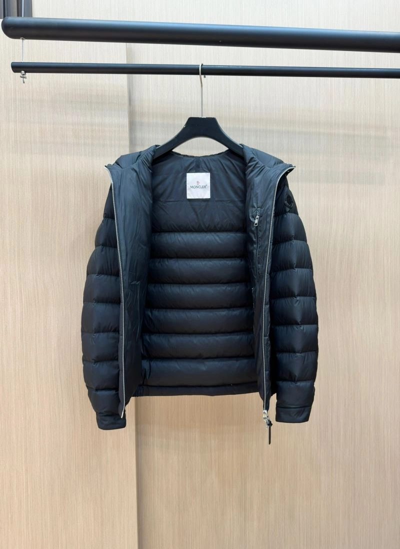Moncler Down Jackets WaterResistant 145249