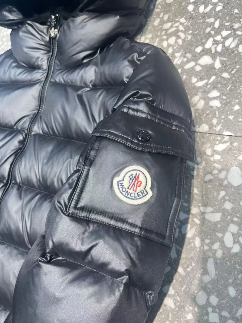 Moncler Down Jackets Lightweight 145235