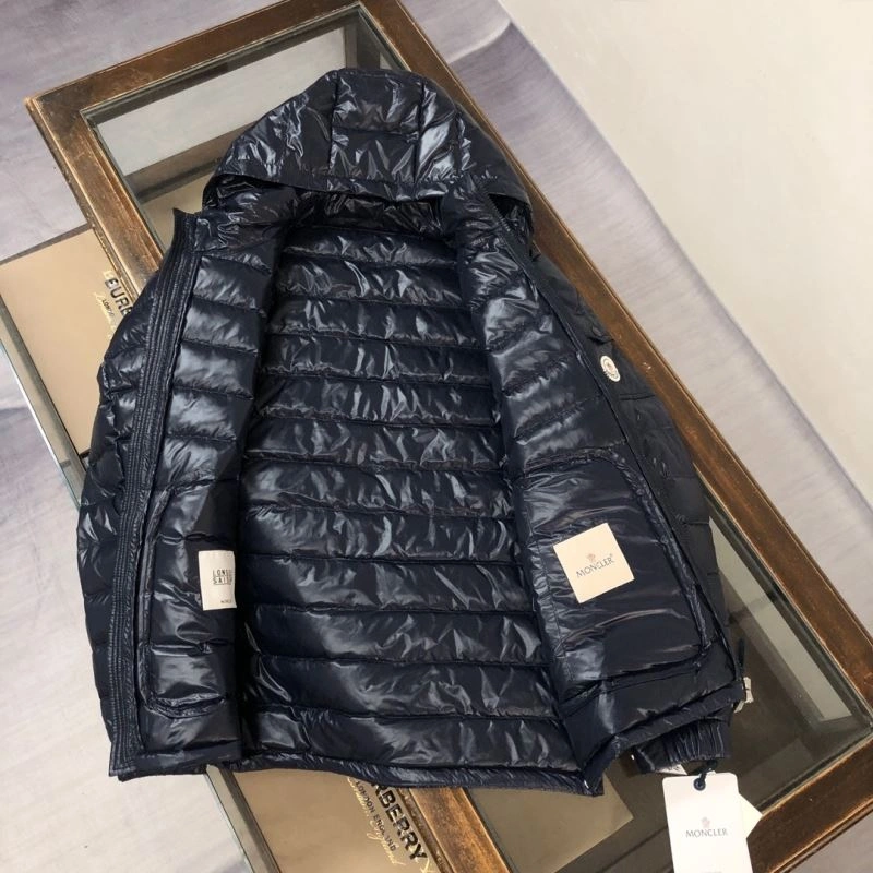 Moncler Down Jackets Sophisticated 145226