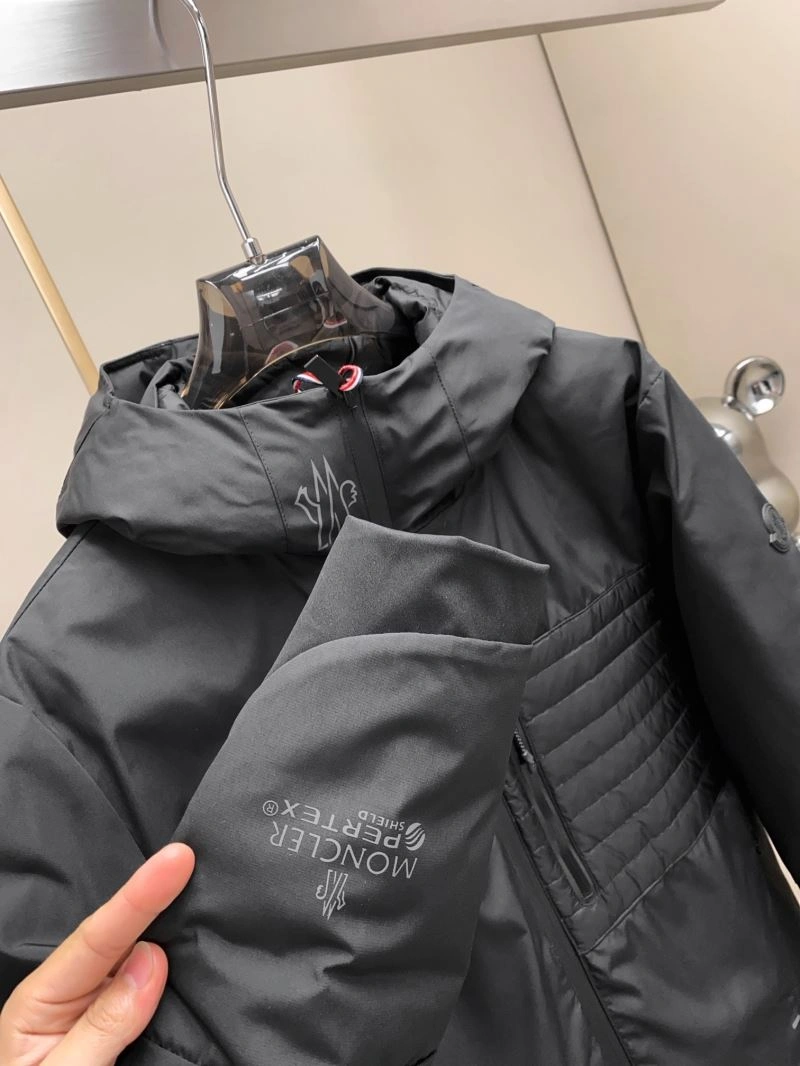 Timeless Moncler Down Jackets 145224