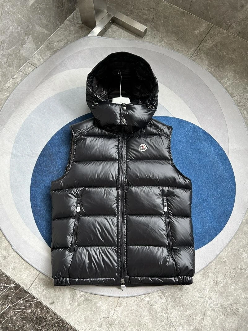Moncler Down Jackets Breathable 145221