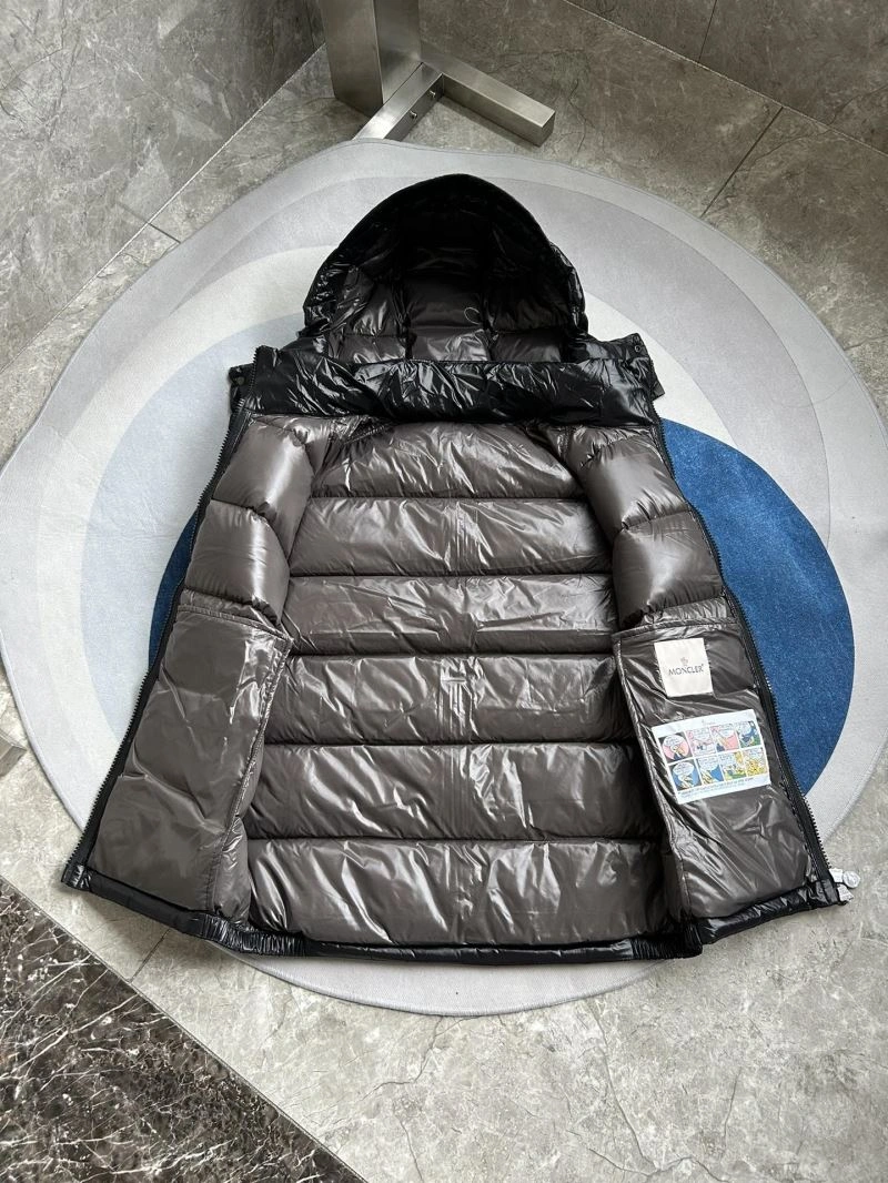 Moncler Down Jackets Breathable 145221