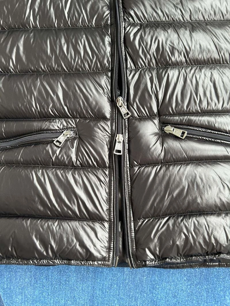 Moncler Down Jackets Bright 145198