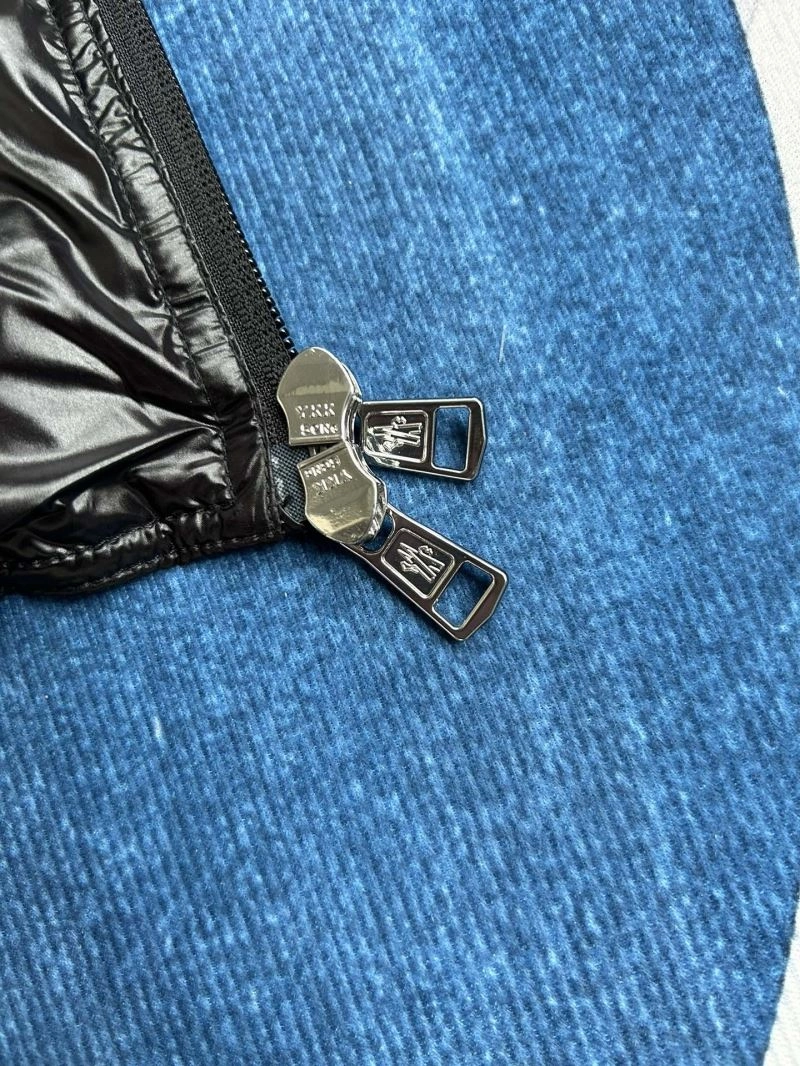 Moncler Down Jackets Bright 145198