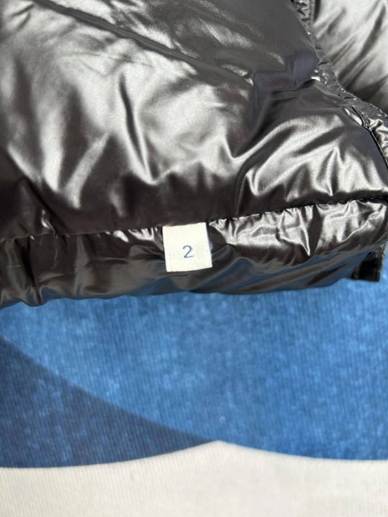 Moncler Down Jackets Bright 145198