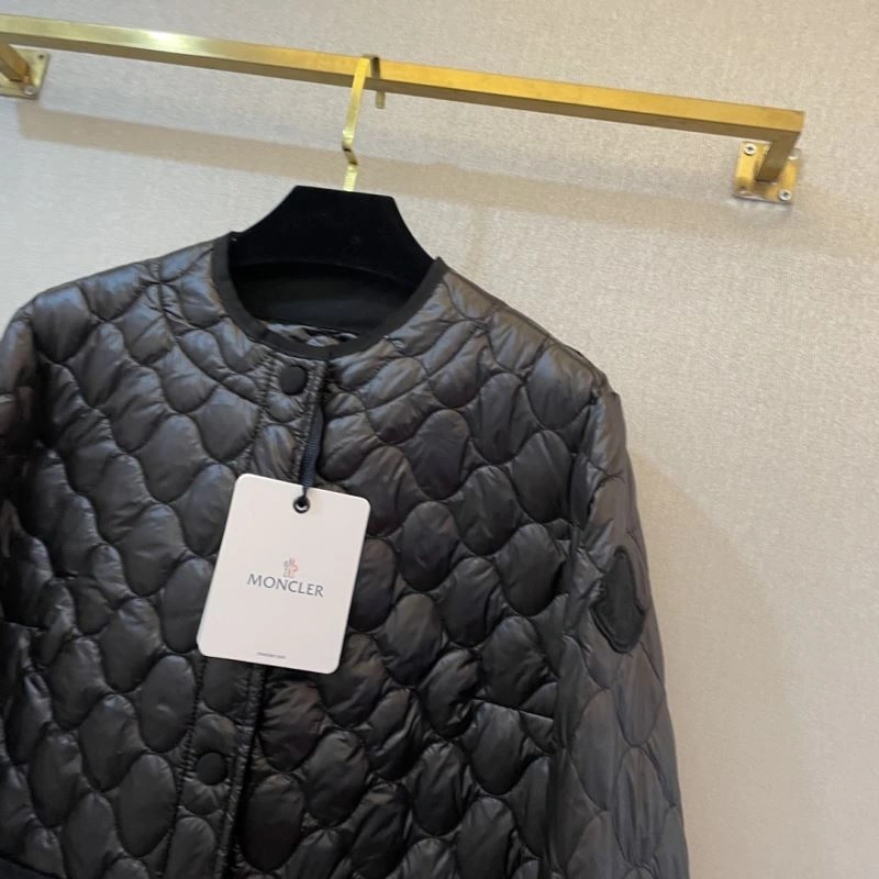 Compact Moncler Down Jackets 145189