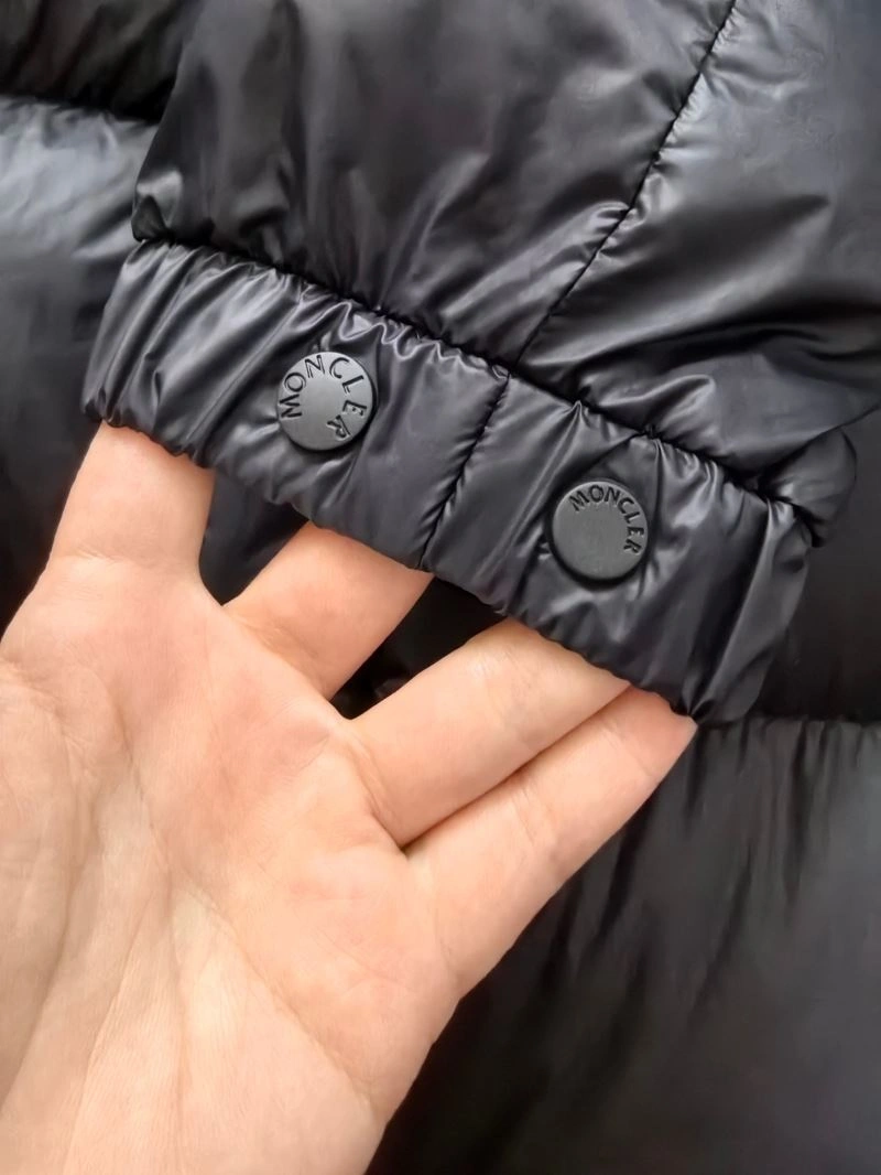 BestValue Moncler Down Jackets 145214