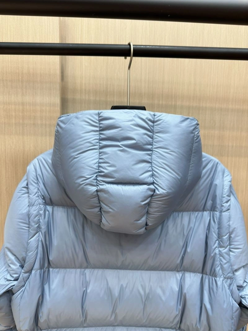 Moncler Down Jackets Supportive 145197