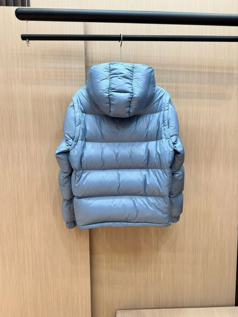 Moncler Down Jackets Supportive 145197
