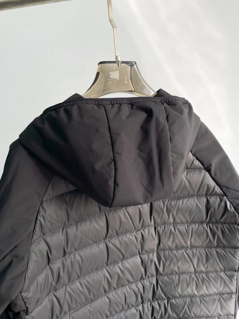 Practical Moncler Down Jackets 145181