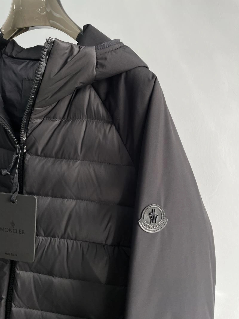 Practical Moncler Down Jackets 145181
