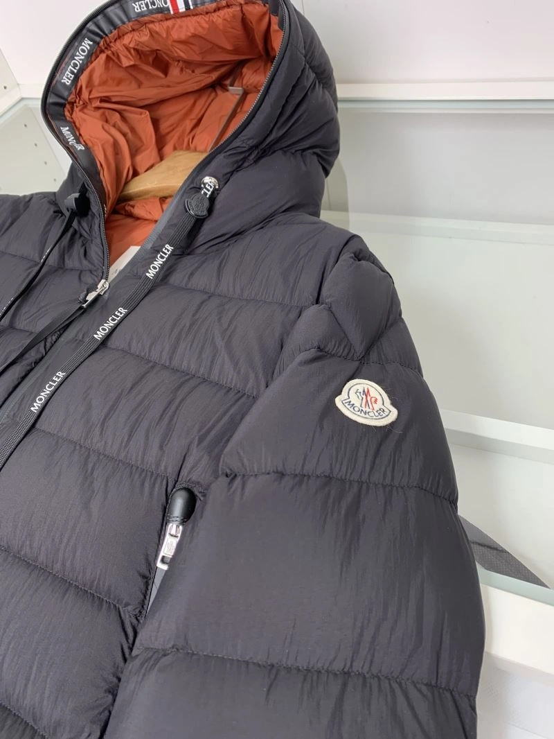 Moncler Down Jackets Attractive 145178