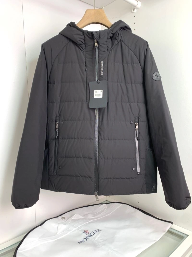 Trendsetting Moncler Down Jackets 145173