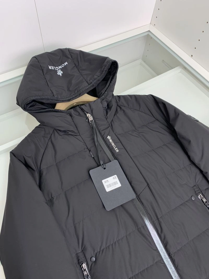 Trendsetting Moncler Down Jackets 145173
