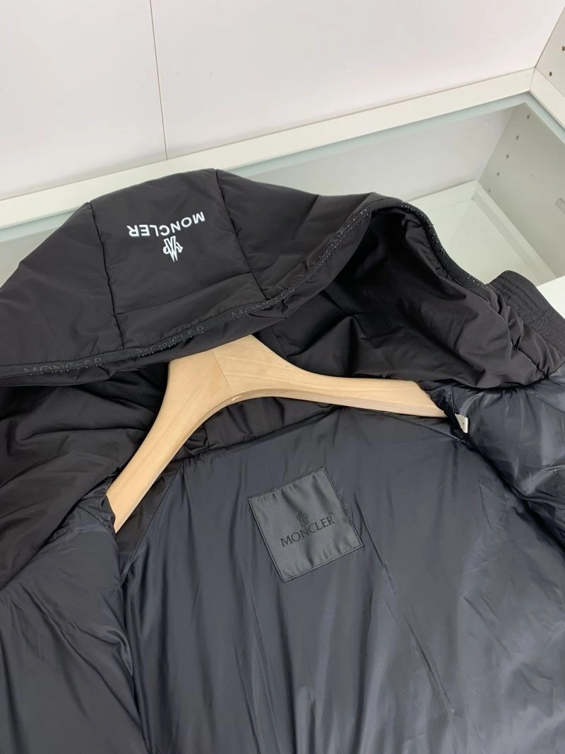 Trendsetting Moncler Down Jackets 145173