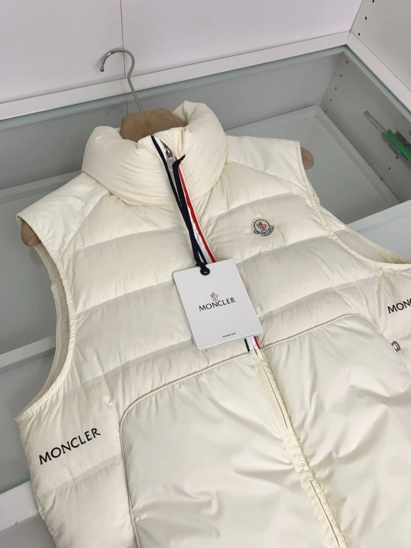 Youthful Moncler Down Jackets 145172