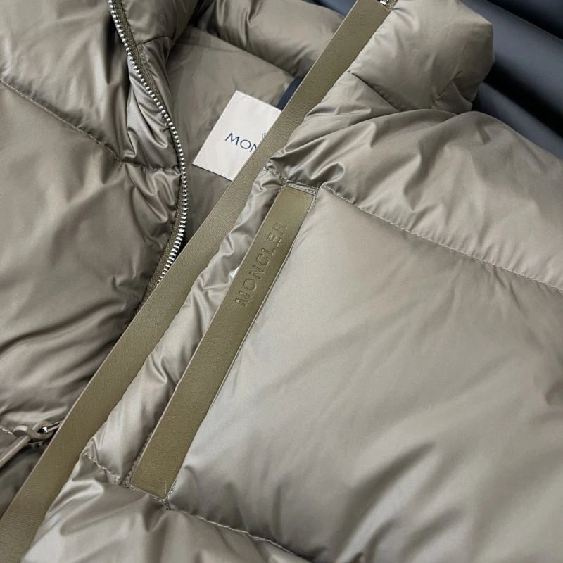 WaterResistant Moncler Down Jackets 145165