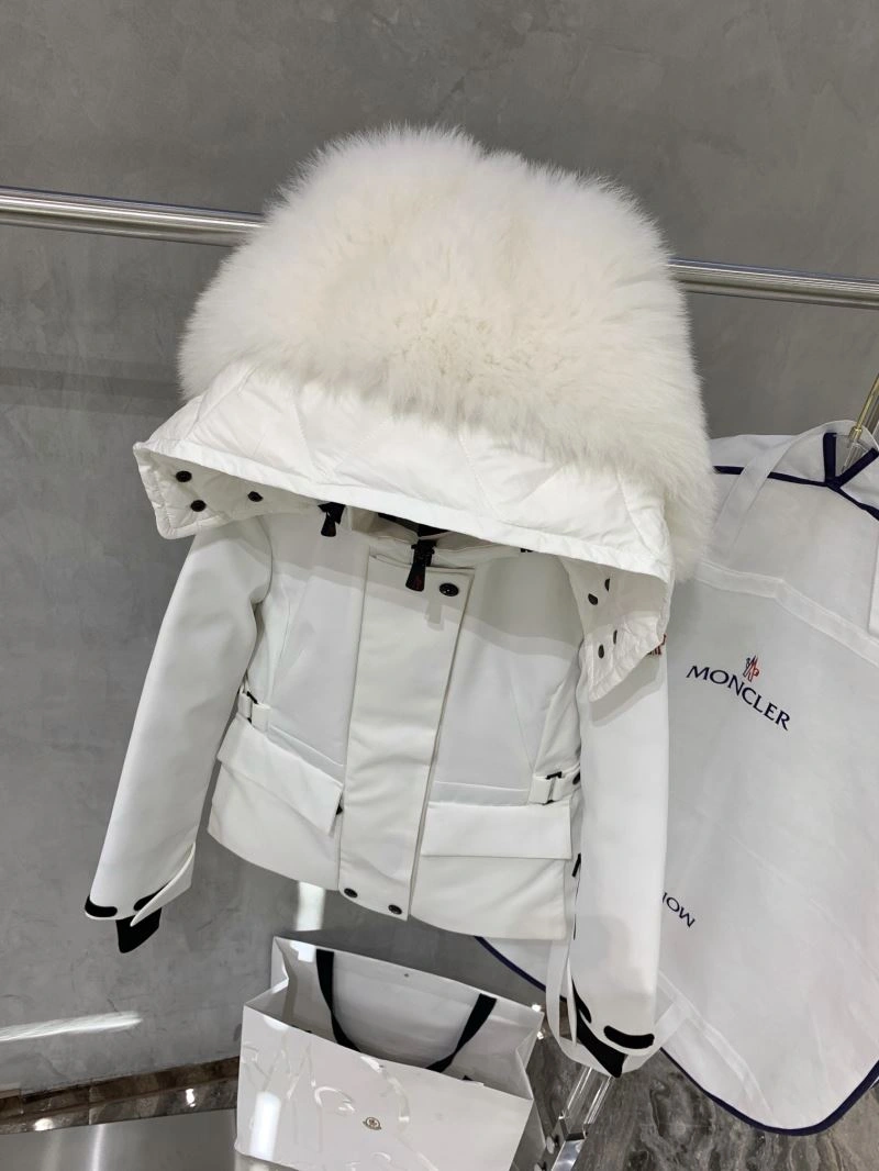 Moncler Down Jackets FlexibleFit 145159