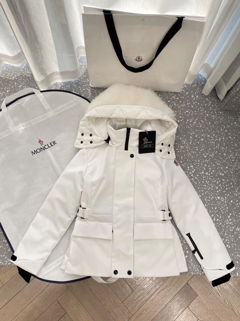 Moncler Down Jackets FlexibleFit 145159