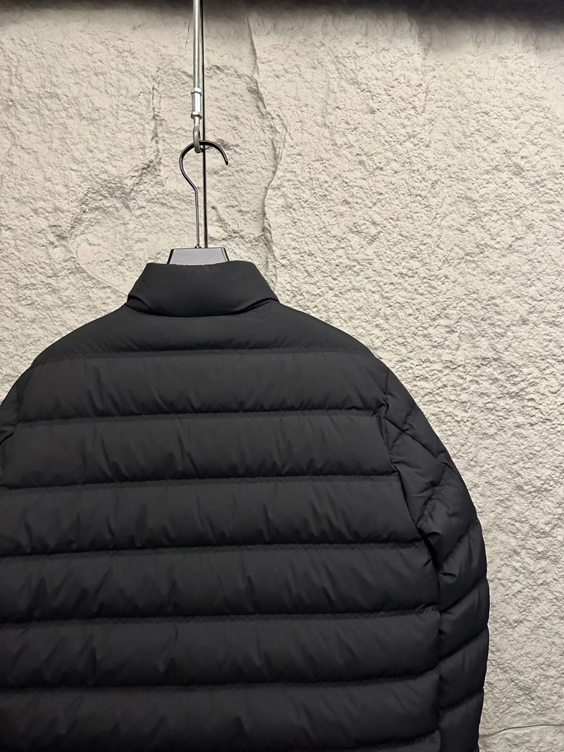 SunProtective Moncler Down Jackets 145169