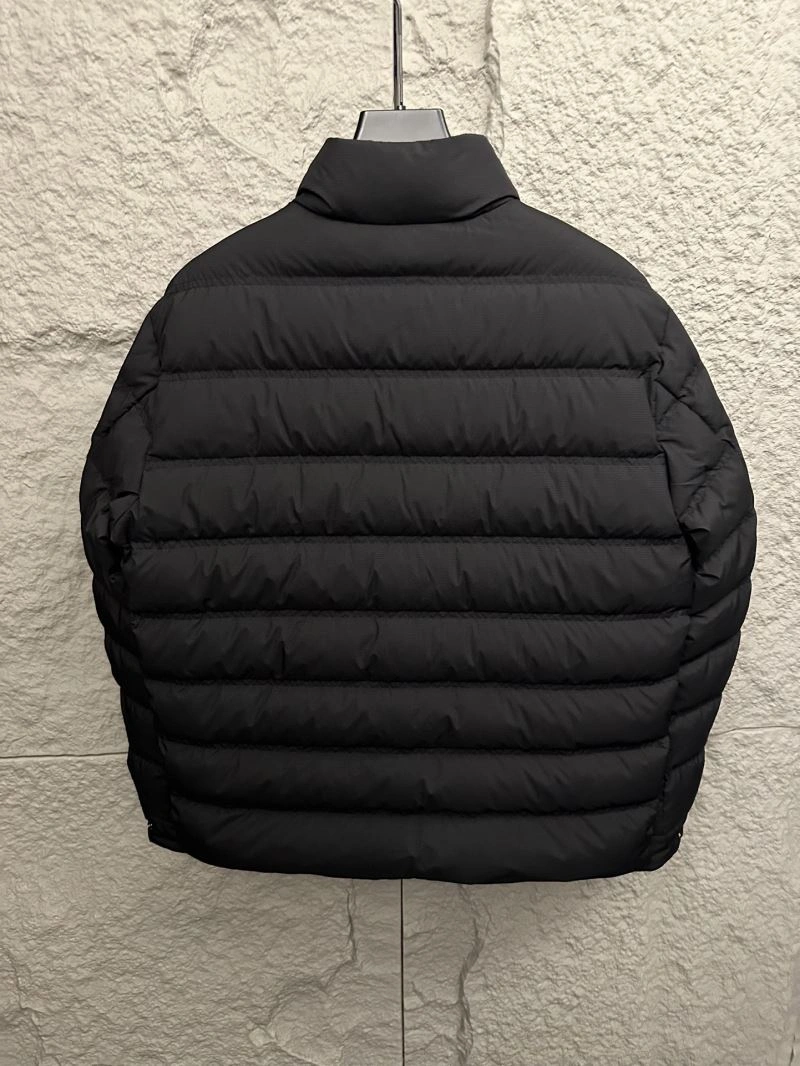 SunProtective Moncler Down Jackets 145169