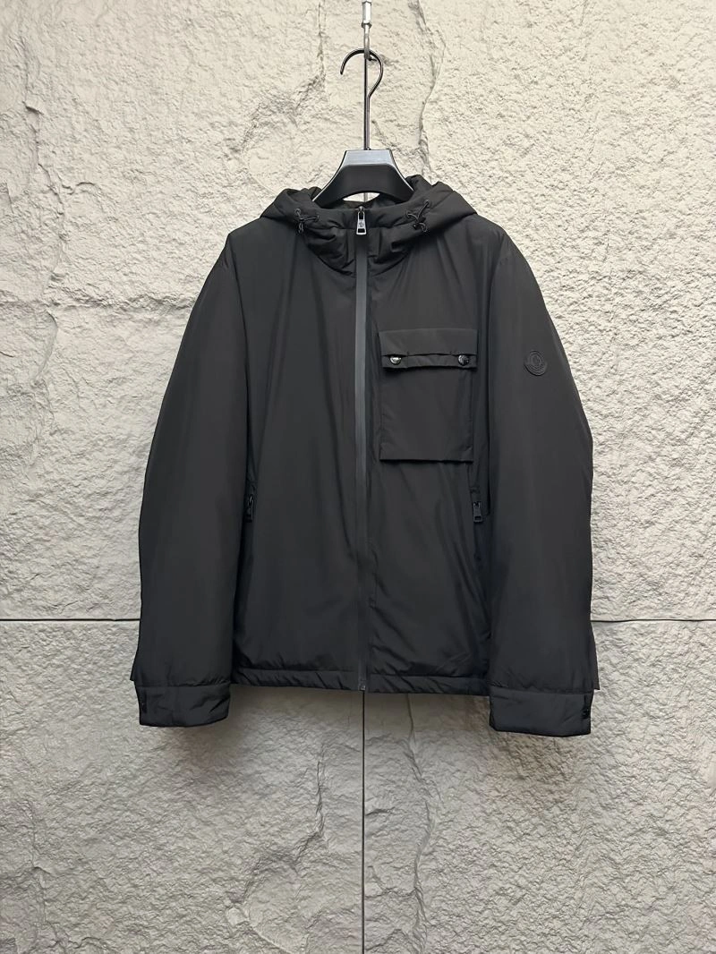 Moncler Down Jackets Durable 145161