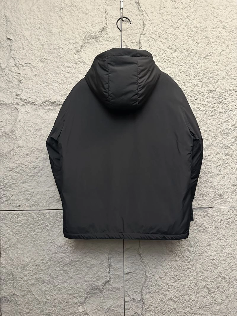 Moncler Down Jackets Durable 145161