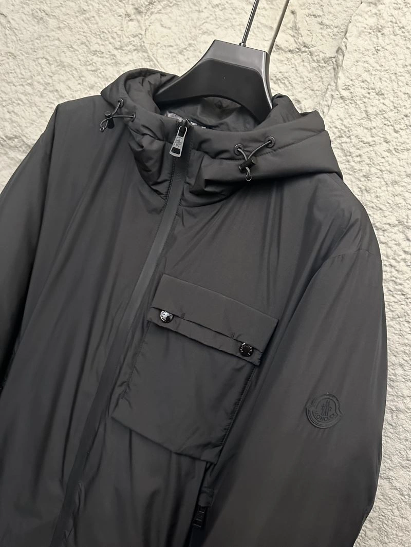 Moncler Down Jackets Durable 145161