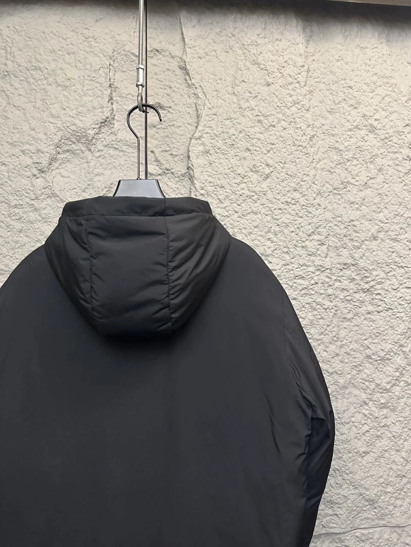 Moncler Down Jackets Durable 145161