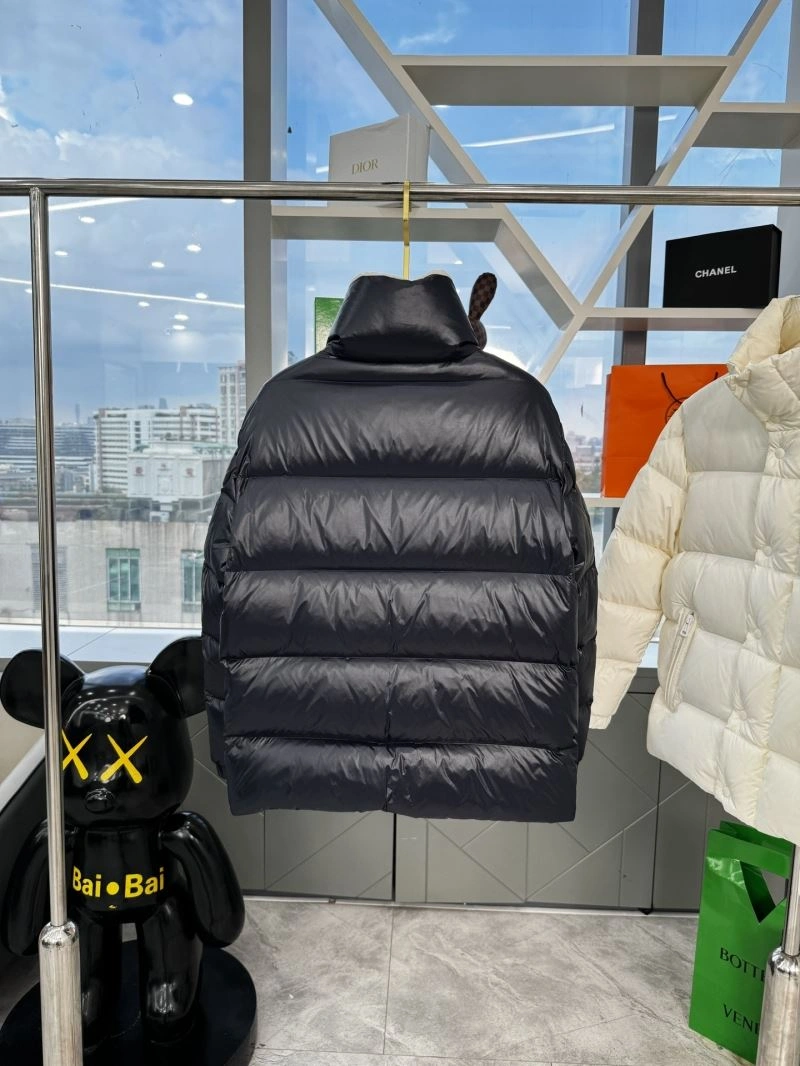 Sustainable Moncler Down Jackets 145153