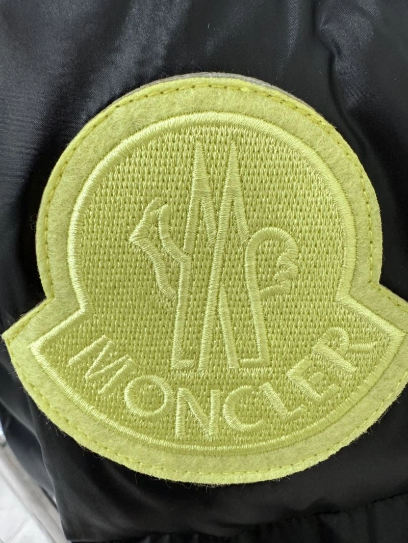 GoodFit Moncler Down Jackets 145148