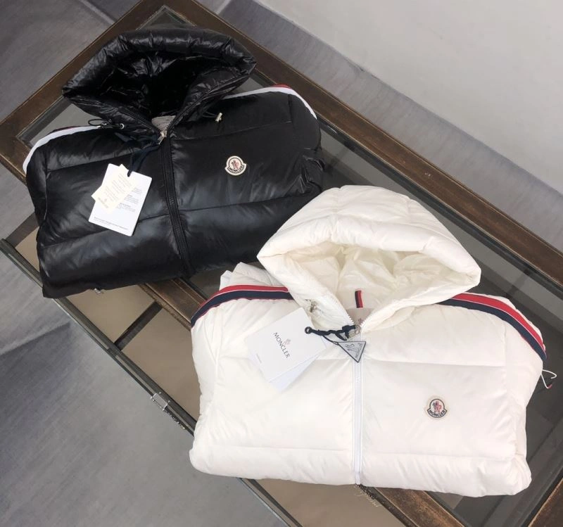 SmoothTexture Moncler Down Jackets 145175