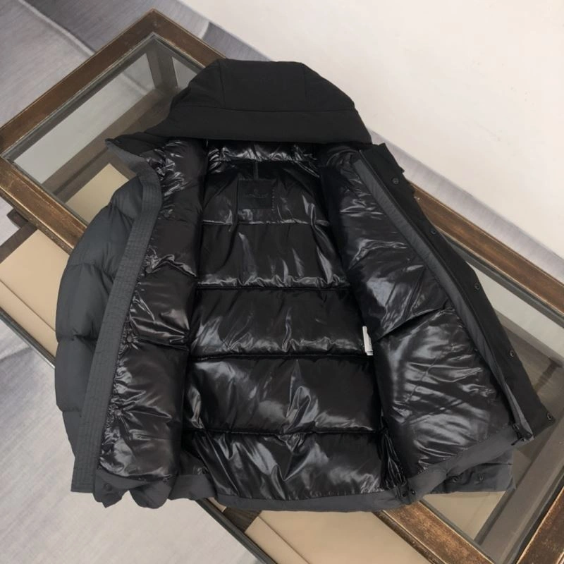 Moncler Down Jackets Minimalist 145144