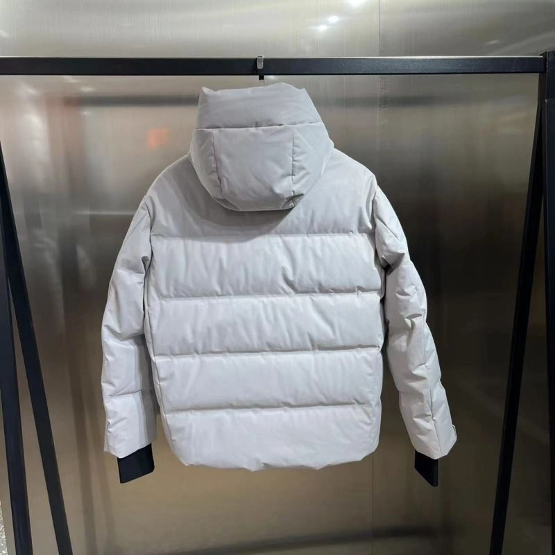 Moncler Down Jackets EyeCatching 145140