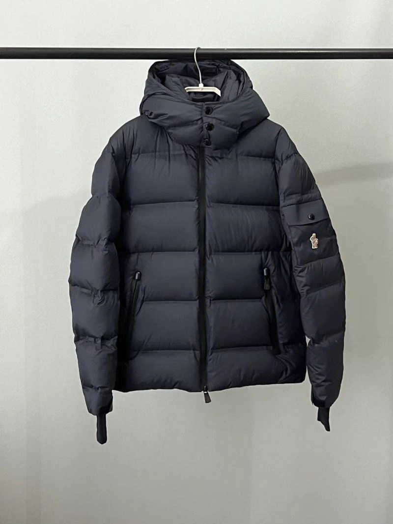 Moncler Down Jackets Effortless 145139