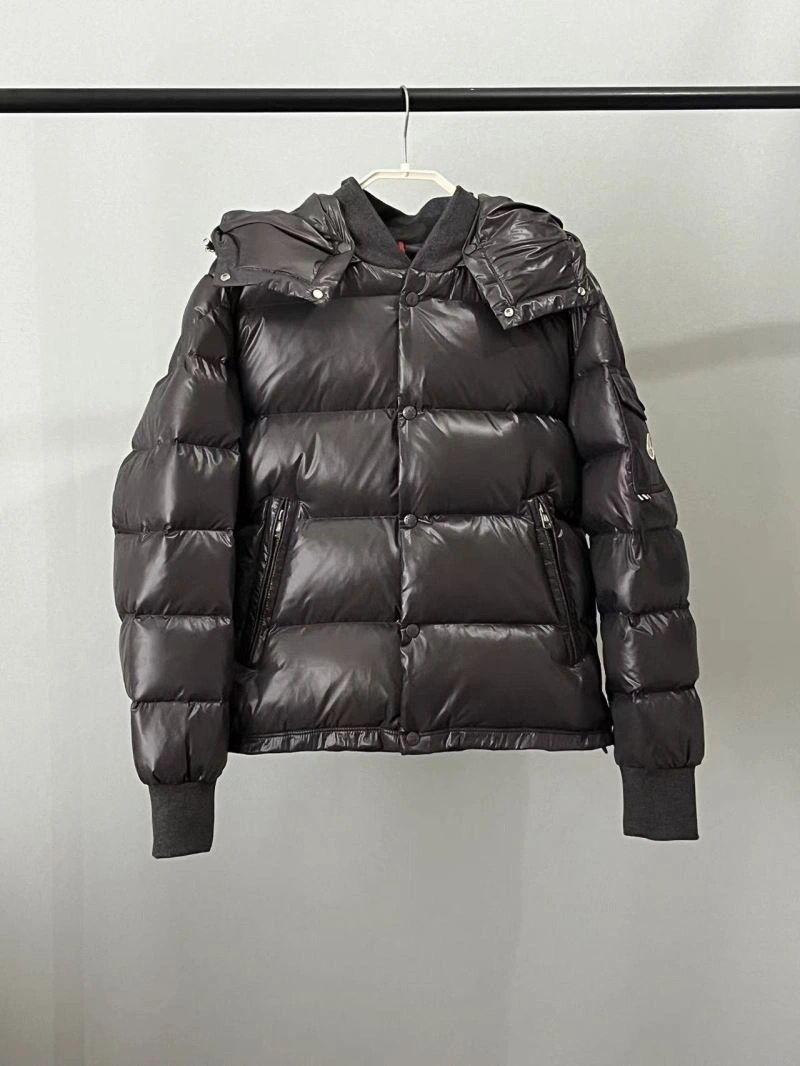 Moncler Down Jackets Modern 145134