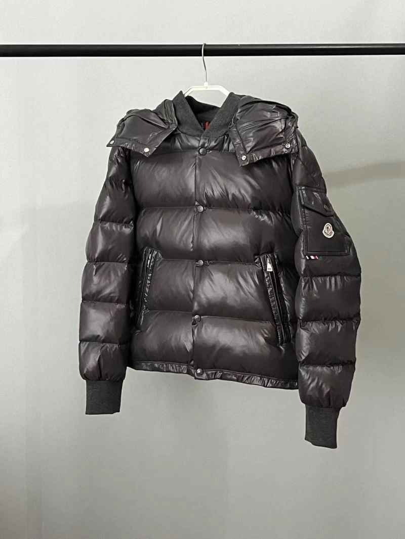 Moncler Down Jackets Modern 145134