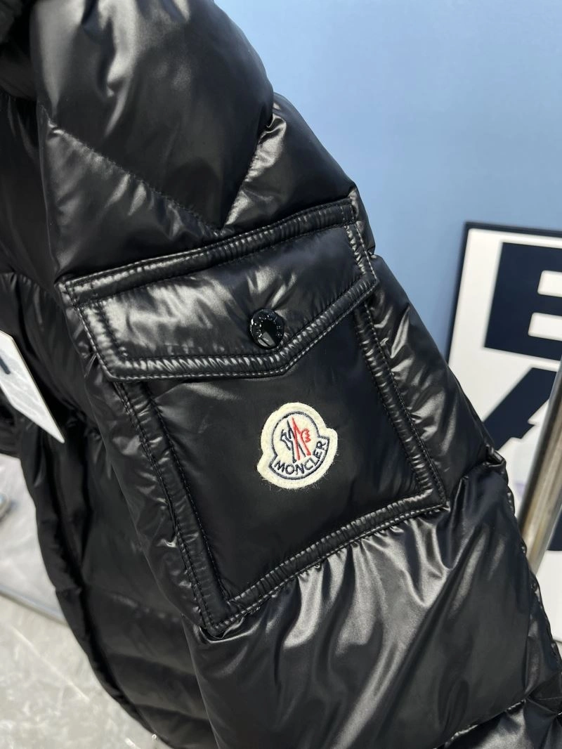 Moncler Down Jackets Snug 145128